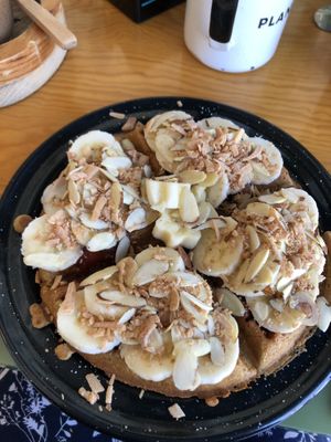 Vegan waffle   at Plantivora in Leon