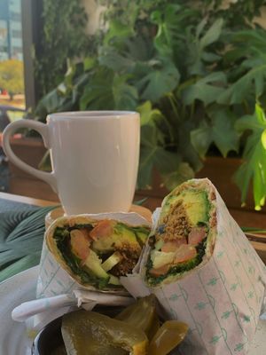Veggie Power Wrap  at Plantivora in Leon