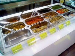 Several vegan and vegetarian dishes at Celeiro - Saldanha in Lisbon