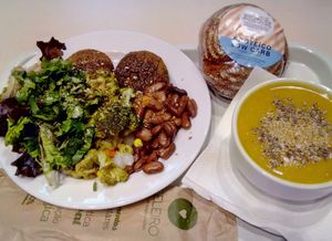 Azuki beans burgers, green peas bread and soup at Celeiro - Saldanha in Lisbon