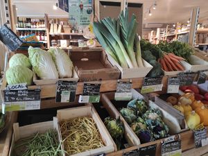 Veggies at Biocoop Saint Malo in Saint-malo