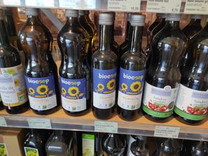 Oils at Biocoop Saint Malo in Saint-malo