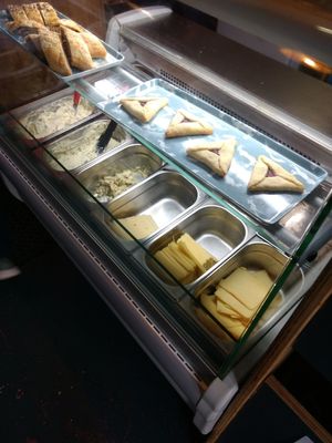 Snacks at Bross Bagels - Leith in Edinburgh