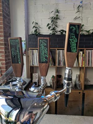 On tap drinks at Paquebot in Montreal