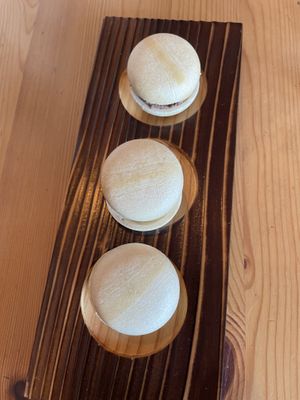 Set of macaron ice cream  at Marugoto Vegan Dining Asakusa in Tokyo