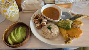 Lunch set at Marugoto Vegan Dining Asakusa in Tokyo