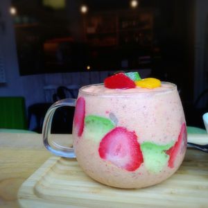 abocado strawberry parfait at Marugoto Vegan Dining Asakusa in Tokyo