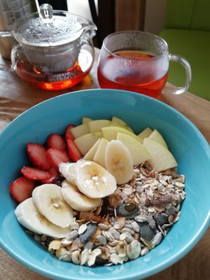 Acai bowl and Rooibos tea at Marugoto Vegan Dining Asakusa in Tokyo