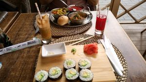 sushi and lunch menu at Cafe Botanika in St Petersburg