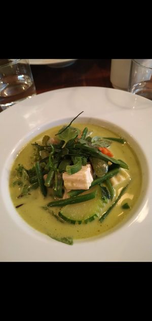 Green curry yummy at Kapunka Vegan in Paris