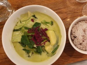 Green curry at Kapunka Vegan in Paris
