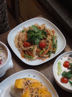  at Kapunka Vegan in Paris