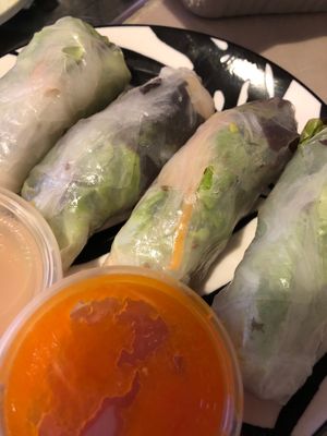 Summer rolls at Kapunka Vegan in Paris