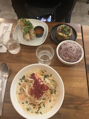Delicious food and very kind and attentive service, highly recommended! 😊 EM especially, very caring 😊  at Kapunka Vegan in Paris
