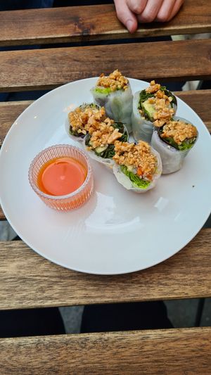 Rouleaux de printemps at Kapunka Vegan in Paris