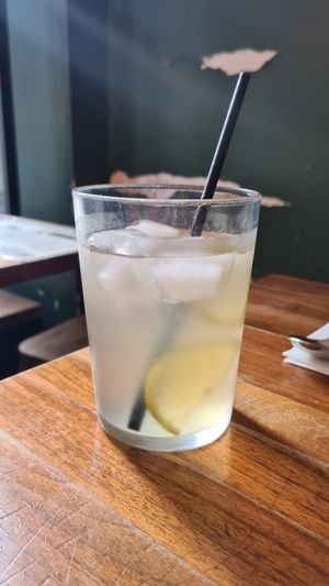 Homemade lemonade with Thai basil and ginger at Kapunka Vegan in Paris