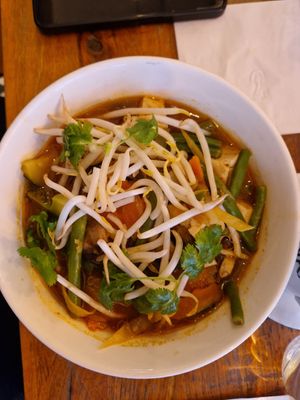 Soup pho at Kapunka Vegan in Paris