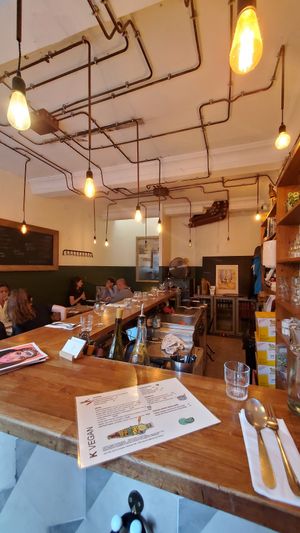  at Kapunka Vegan in Paris