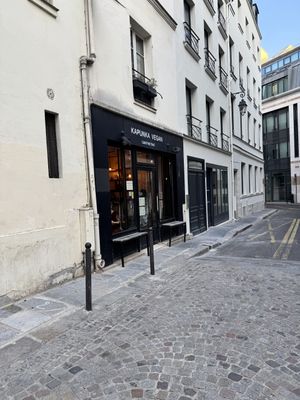   at Kapunka Vegan in Paris