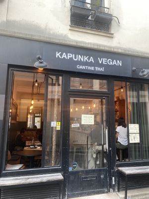   at Kapunka Vegan in Paris