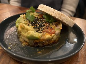 Tartare Thaï d’avocat  at Kapunka Vegan in Paris