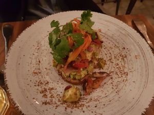 Advocado Toast at Kapunka Vegan in Paris