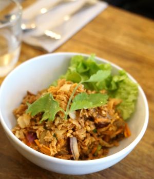 Grilled aubergine (appetizer) at Kapunka Vegan in Paris