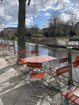 Outside seating  at Nah am Wasser - Neukölln in Berlin