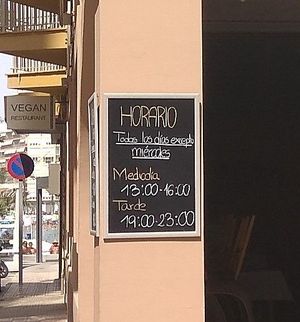Horario at Giusto Restaurante Vegano in Torrevieja