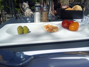 4 olives, 4 tomatoes and few peanuts... at Restaurant Comte Roger in Carcassonne