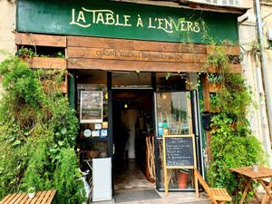 The restaurant at La Table à l'Envers in Marseille