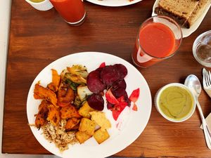 A bit of every buffet options and the homemade drink. #Veganuary at La Table à l'Envers in Marseille