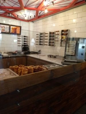 Rolls at Crispy Rolls in Bogota