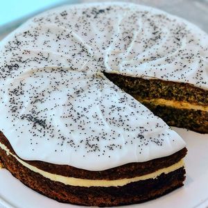 Lemon and poppyseed cake at Hampton & Vouis in Manchester