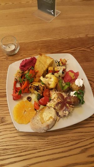 Lots of choice at Da Terra - Cascais in Cascais