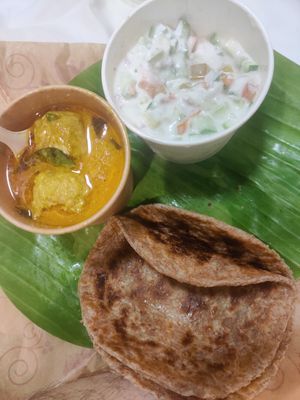 Curry with meatballs and yoghurt salad at Masala Dosa Street Kitchen - MDSK in Phnom Penh