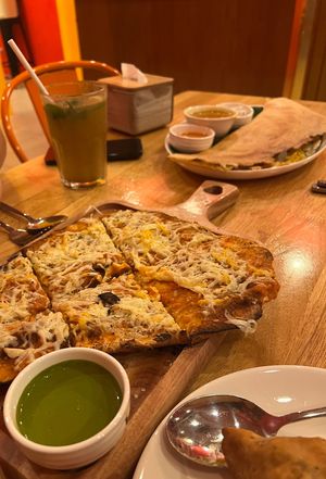 The food was good, a bit pricey but the portions are big. Don’t order too much! La calidad de la comida era muy buena, el ambiente esta muy bien! 9 puntos 💪  at Masala Dosa Street Kitchen - MDSK in Phnom Penh