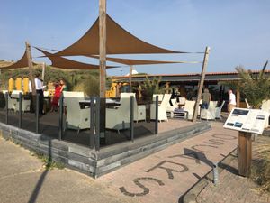 From outside at Oscars in The Hague