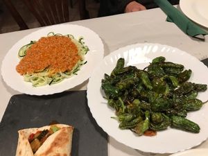 Pementos de padrón e cabaciño con boloñesa de soia at Legends Cafe in Lugo