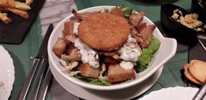 Heura salad at Legends Cafe in Lugo