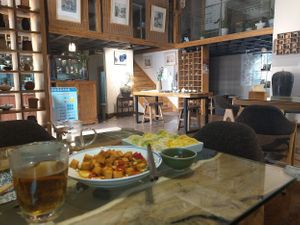 tofu and dumplings to fall in love with at Qīng Lián SùShí in Dunhuang