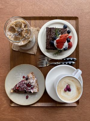 Ice lavender latte, brownie, hot rose latte, pomegranate raspberry cake  at Pyeongsangshi 평상시 in Seoul