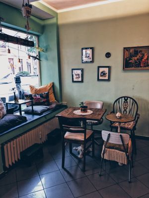 time to relax. at vevi Café - vegan specialities in Cologne