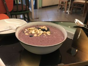 Smoothie-Bowl at vevi Café - vegan specialities in Cologne