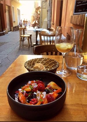 Fresh vegan salad at La Belle Saison in Nice