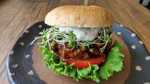 Chicken nanban burger at Shizen Inu - We Are Vegan Cafe - 自然いぬ   in Yomitan