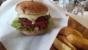 Cheese burger at Shizen Inu - We Are Vegan Cafe - 自然いぬ   in Yomitan