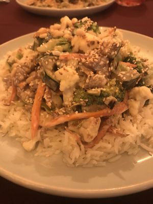 Veggie stir fry was really fresh and flavorful at Abrigo da Alma in Tomar