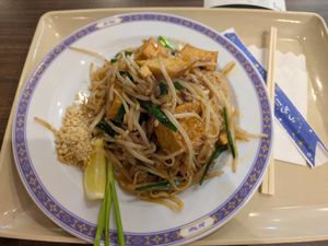 Phat see iu at Jai Thai - Rycom Aeon in Okinawa