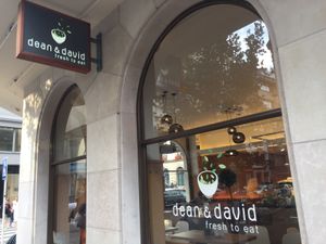 Front  at Dean & David - JFK in Luxembourg City